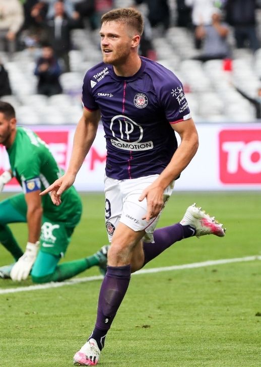 Rhys Healey, l'attaquant du Toulouse FC.