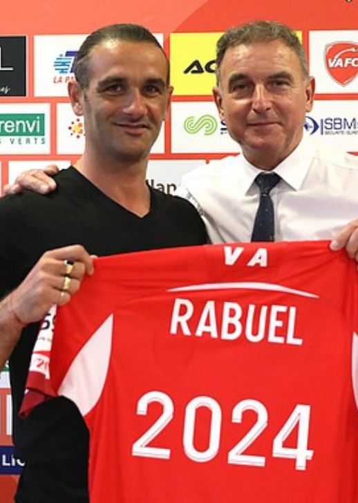 Nicolas Rabuel, le nouvel entraîneur du VAFC.