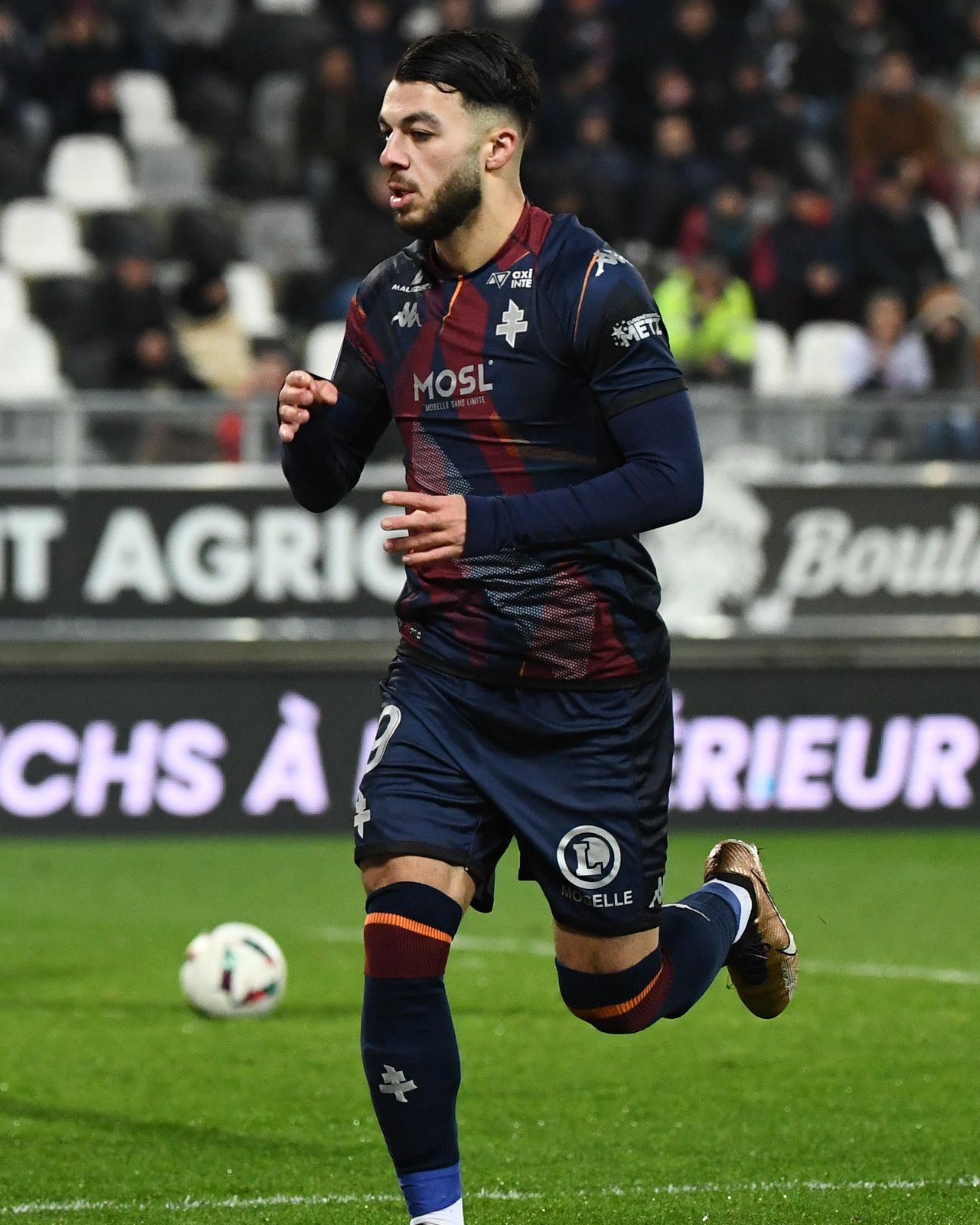 Georges Mikautadze (FC Metz) est l'actuel meilleur buteur de Ligue 2 BKT avec 11 buts.