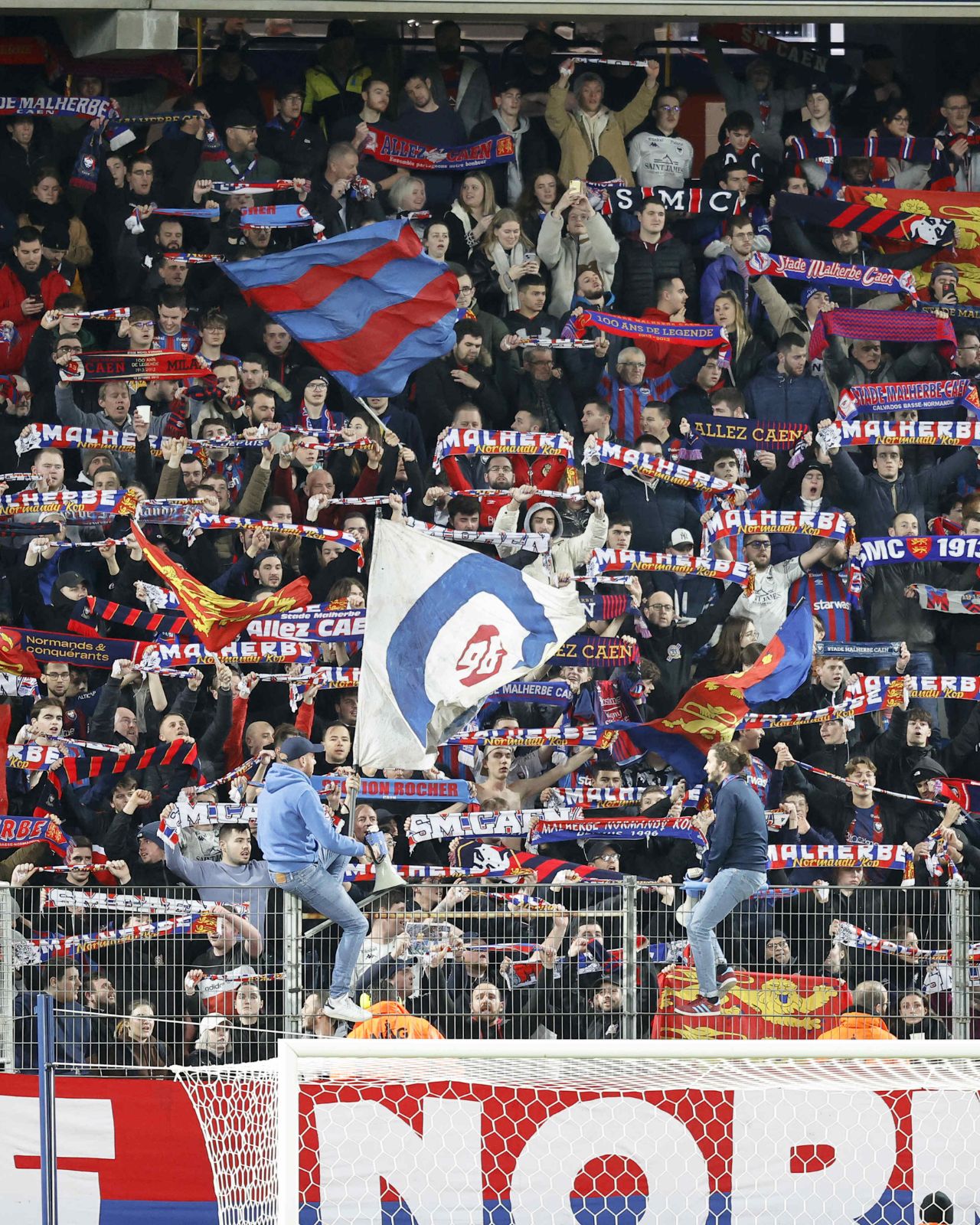 Les supporters caennais au stade Michel-d'Ornano.