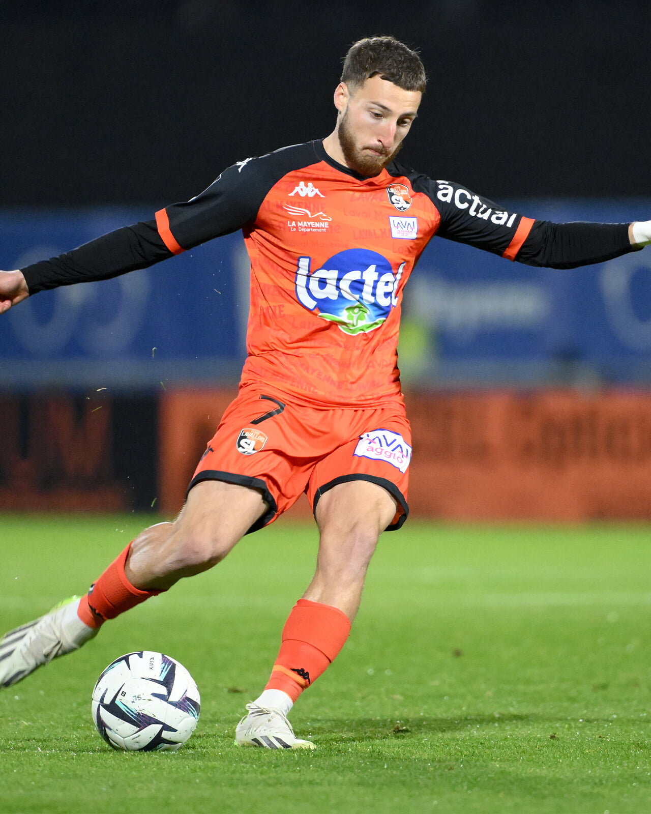 Thibaut Vargas (Stade Lavallois) a signé 7 passes décisives sur la première moitié de saison.