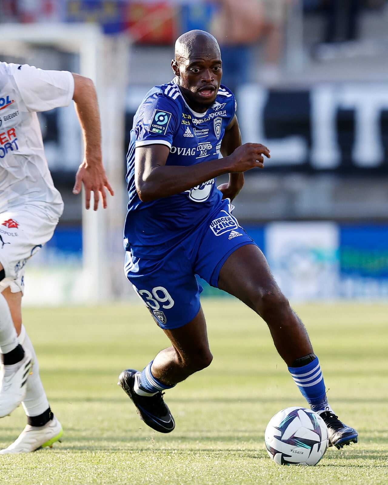 Kapit Djoco quitte le SC Bastia pour le FC Annecy.